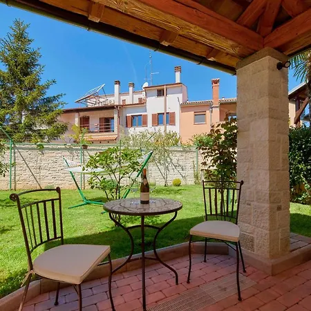 House Arena Πούλα