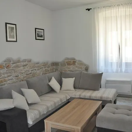 House Arena *